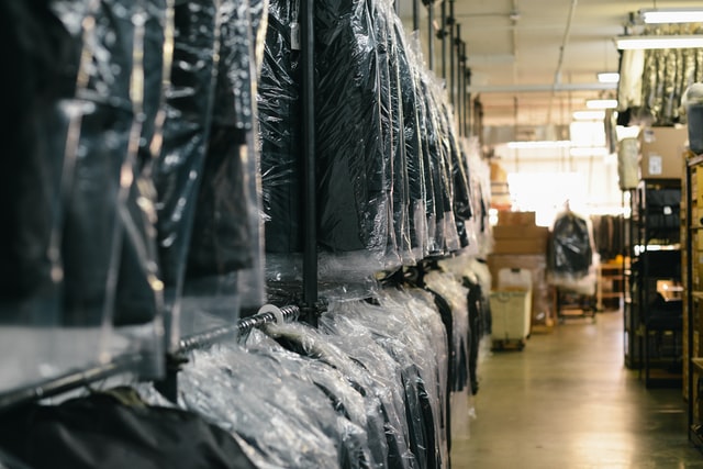 What Are the Equipment Used in Dry Cleaning?